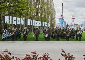 Orkiestra Reprezentacyjna WOT na Westerplatte.
