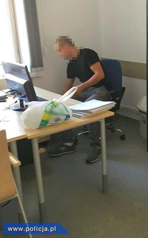 Kolejne zatrzymania osób wyłudzających pieniądze 