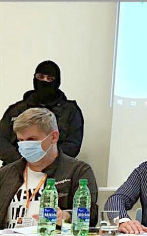 [VIDEO] После конференции Рутковского Словакия расторгла договор с ученым-физиком Славомиром Х.!  Физик незаконно удерживает 5-летнего ребенка под Москвой!  Предоставит ли Россия гражданство этому уголовнику? 