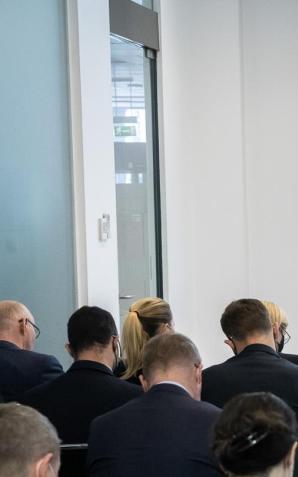 Spotkanie wiceministra Marcina Przydacza z ambasadorami państw członkowskich UE w Polsce. Omówiono politykę bezpieczeństwa i działań podejmowanych przez Rosję i Białoruś na różnych płaszczyznach (wojskowej, surowcowej, informacyjnej)