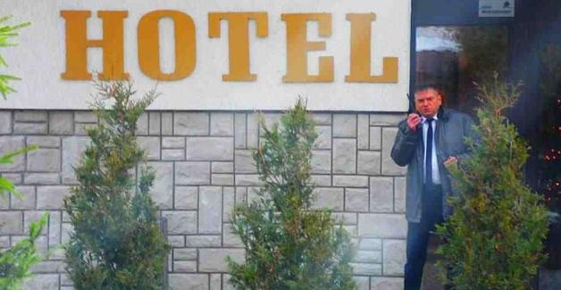 Krzysztof Rutkowski zrezygnował z dzierżawy hotelu w Szklarskiej Porębie. Odzyskała go właścicielka