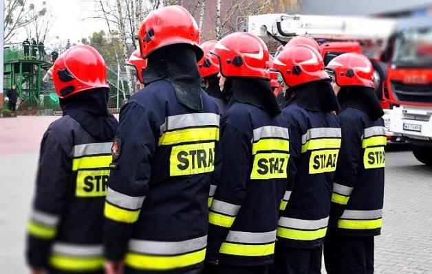 Nowe etaty, wyposażenie i szkolenia w Straży Pożarnej